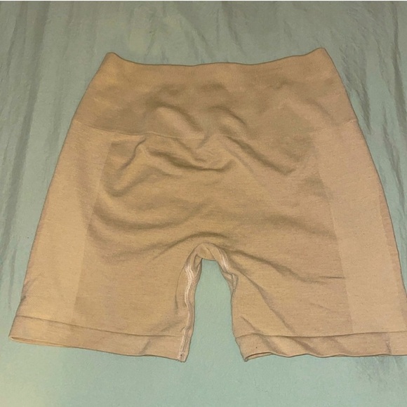 Alphalete Lot - Picture 4 of 10